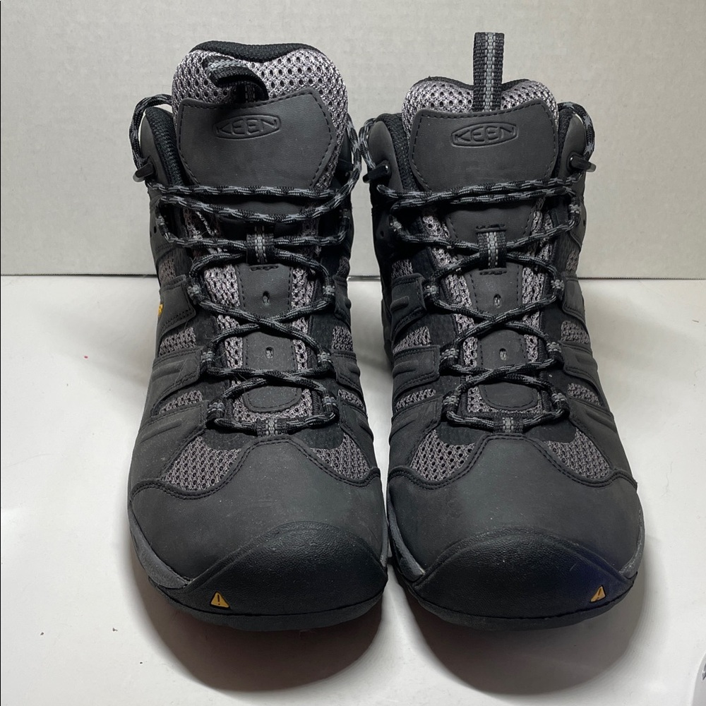 Keen Men's Black and Gray Outdoor Boots Size 12